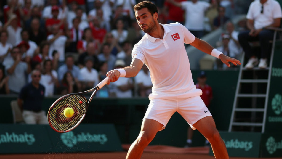 CasinoMaxi tenis bahisleri, korttaki rekabetin tüm heyecanını ekrana taşıyor.